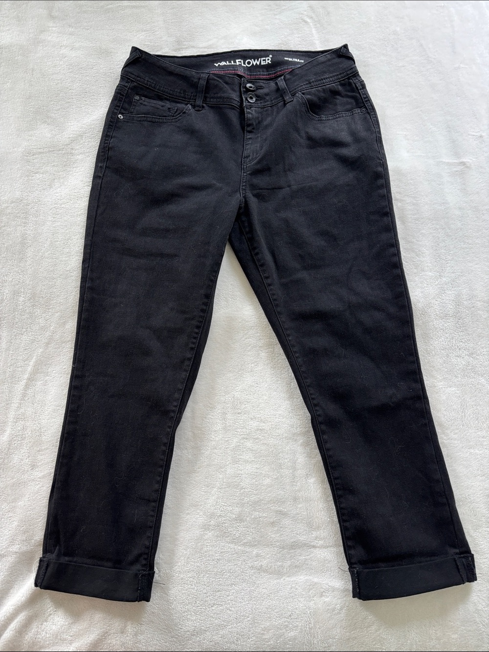 Wallflower Black Capri Slim Straight Jeans